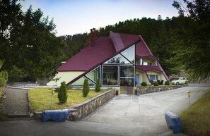 Exterior - EcoRest Likani Palace (Borjomi)