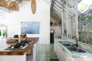 Villa Supérieure, 3 chambres | Cuisine privée