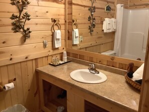 Familien-Suite, 1 Schlafzimmer | Badezimmer