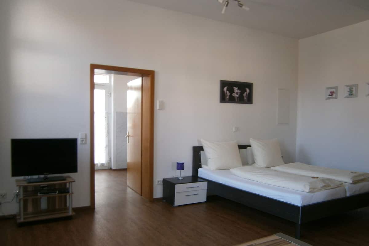 1 chambre, chambres insonorisées, lits bébé (en supplément)