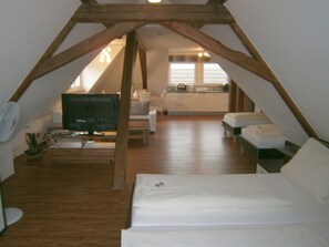 1 chambre, chambres insonorisées, lits bébé (en supplément)