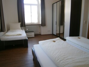 デラックス アパートメント 禁煙 キッチン | 1 室のベッドルーム、防音設備、ベビーベッド、可動式ベッド