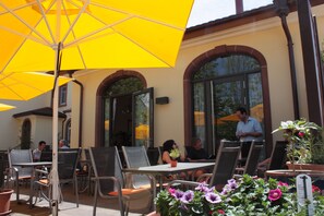 Sun deck - Thai Tawan Apartments (Rheinhausen)