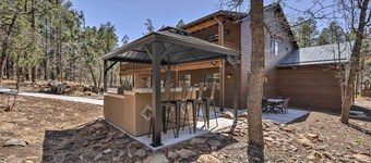 3 Mi to Rainbow Lake: Home w/ Hot Tub & Deck