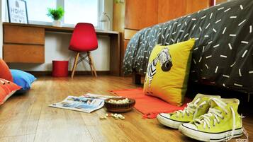 1 bedroom, laptop workspace, iron/ironing board, WiFi