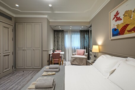Estia Boutique Apartments - Image 32