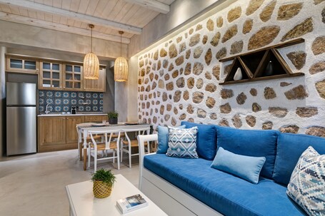 Estia Boutique Apartments - Image 43