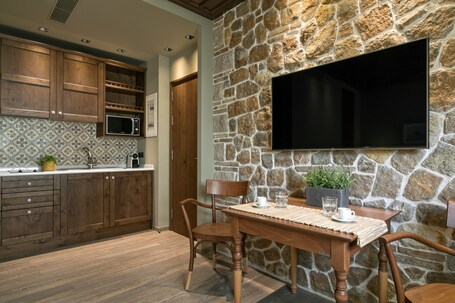 Estia Boutique Apartments - Image 37