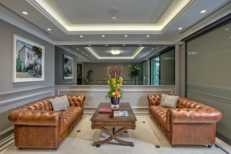 Estia Boutique Apartments - Image 53