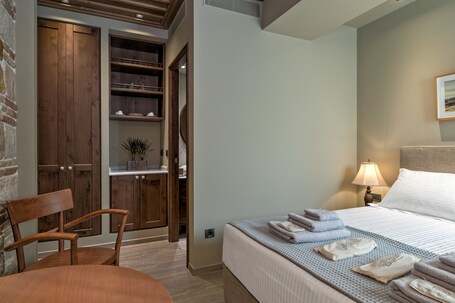 Estia Boutique Apartments - Image 79