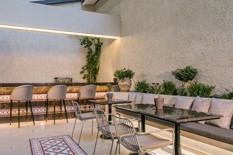 Estia Boutique Apartments - Image 35