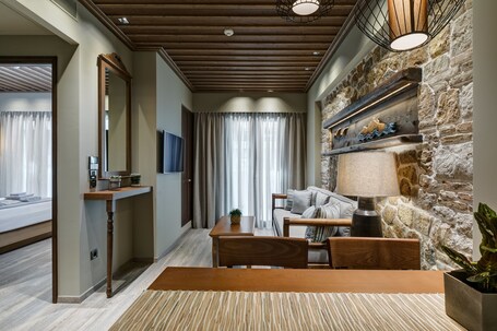 Estia Boutique Apartments - Image 23