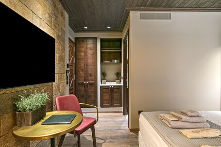 Estia Boutique Apartments - Image 28