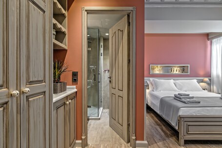 Estia Boutique Apartments - Image 77
