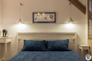 Standard Double Room | Individually decorated, individually furnished, blackout drapes - La Pasteliere (Gragnague)