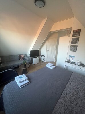 Double Room, Private Bathroom