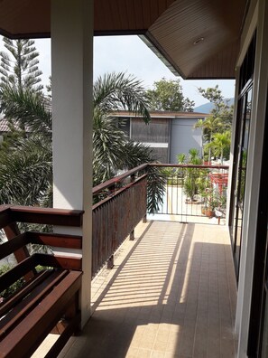 2-Bedroom Villa  | Balkon