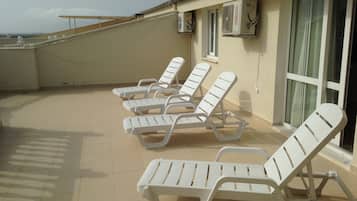 Apartamento, 2 quartos | Terraço/pátio