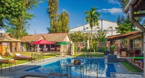 Pool - La Maison (Toamasina)