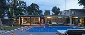 Pool - La Maison (Toamasina)