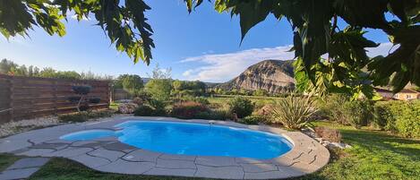 Piscine extérieure, piscine chauffée