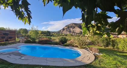 Encantadora villa en Vallon Pont D'arc con piscina climatizada