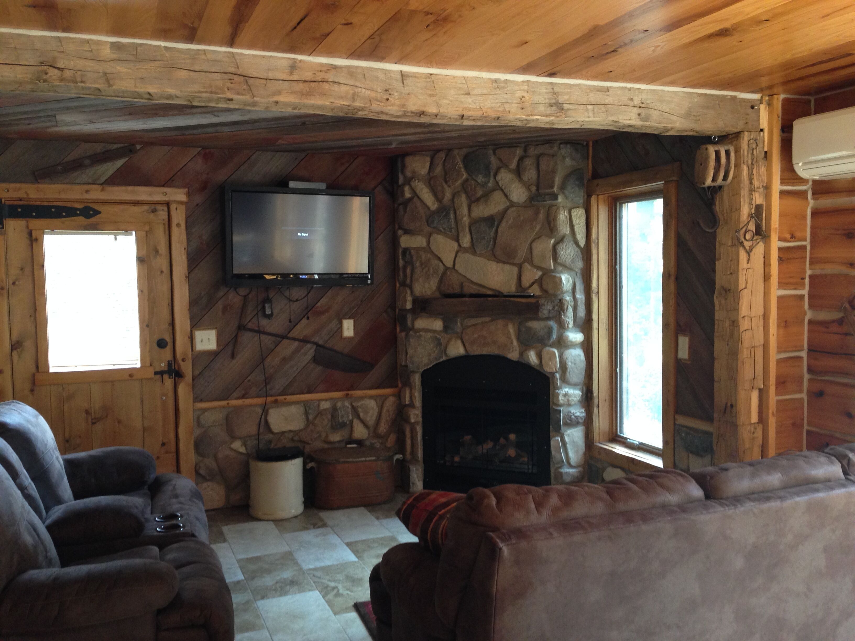 Smart TV, fireplace, DVD player, foosball