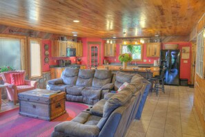 Smart TV, fireplace, DVD player, table football