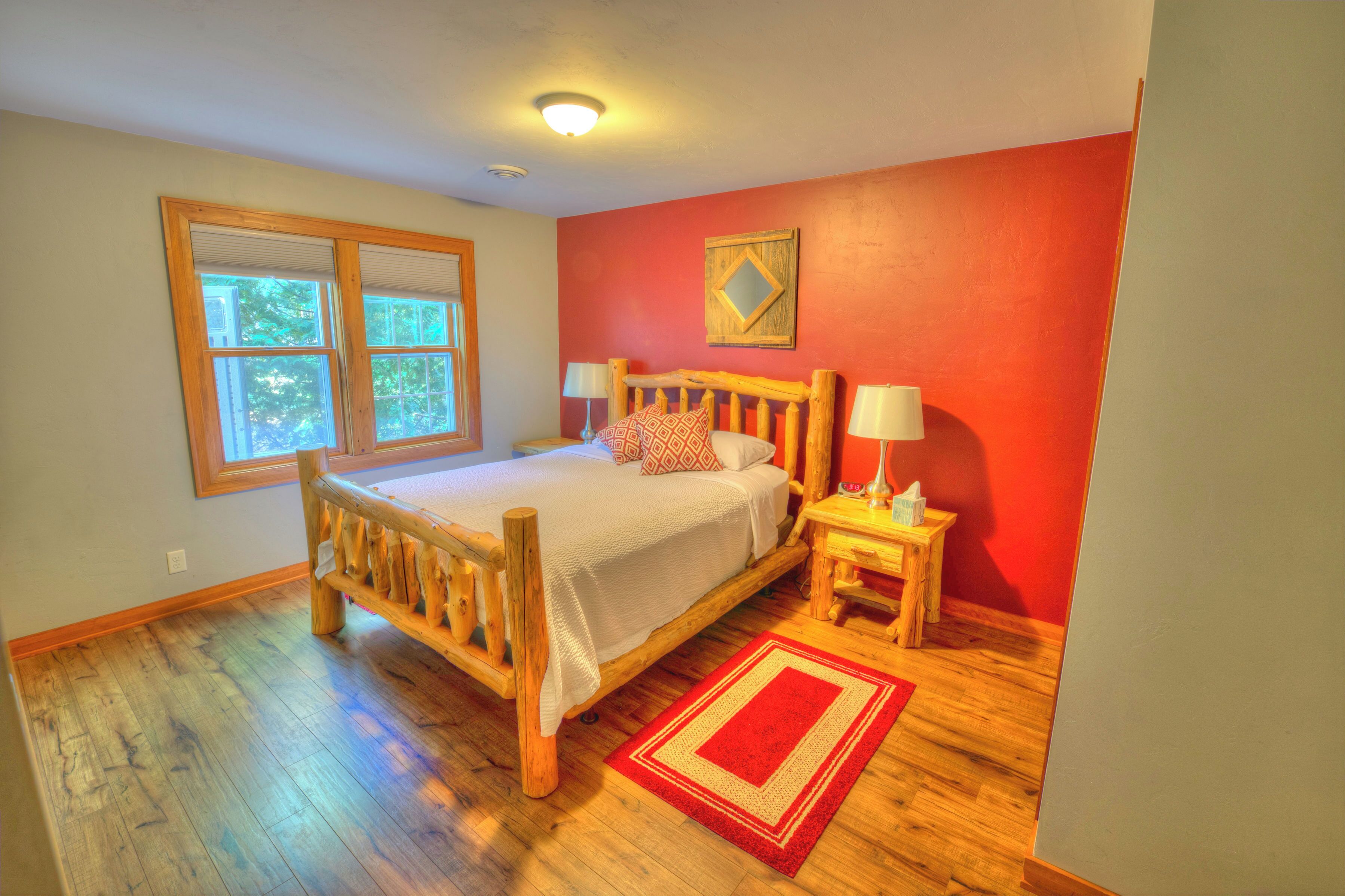 6 bedrooms, iron/ironing board, free WiFi, bed sheets