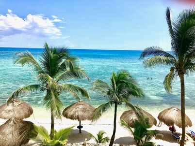 Direct Oceanfront, Corner Balcony Panoramic View of Beach, Half Moon Bay, Akumal