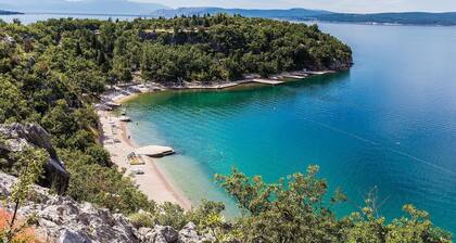 Villa in Dramalj, family friendly, pool, close to the beach