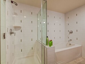 Bathtub, hair dryer, towels