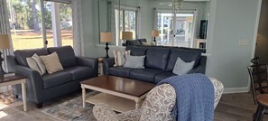 Smart TV - Ground Floor 2BR/2BA Golf View Condo (Calabash)