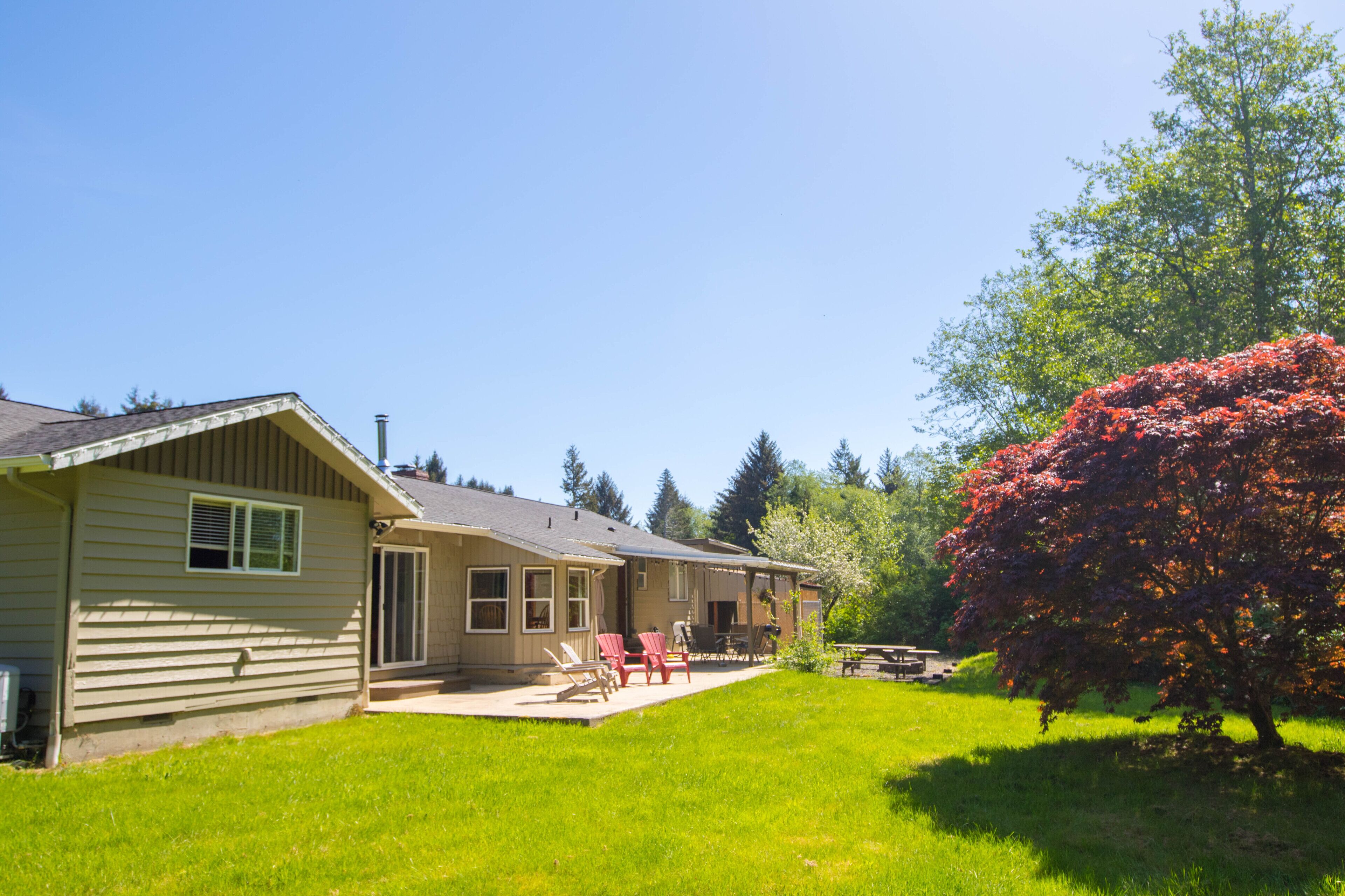 ★ Tranquil 4BR Home ideal for Couples & Groups! ★