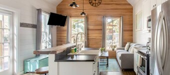 Island Retreat - Great for Large Groups