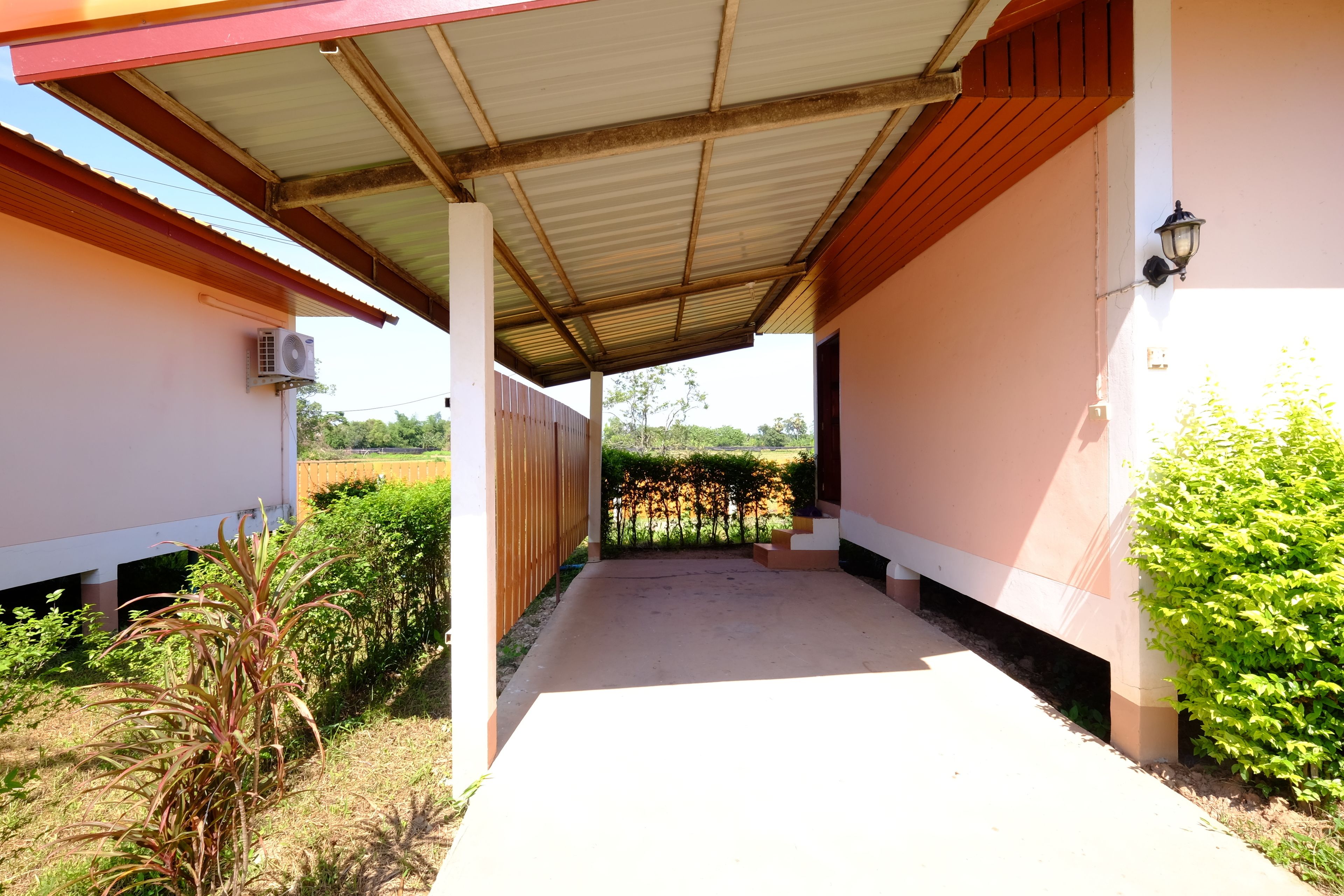 บริเวณภายนอก