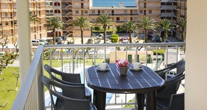 PINEDA 7 with communal pool, beach at 100m