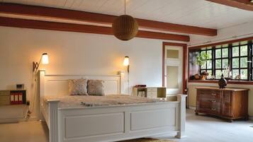 3 camere, culla da viaggio, Wi-Fi gratuito