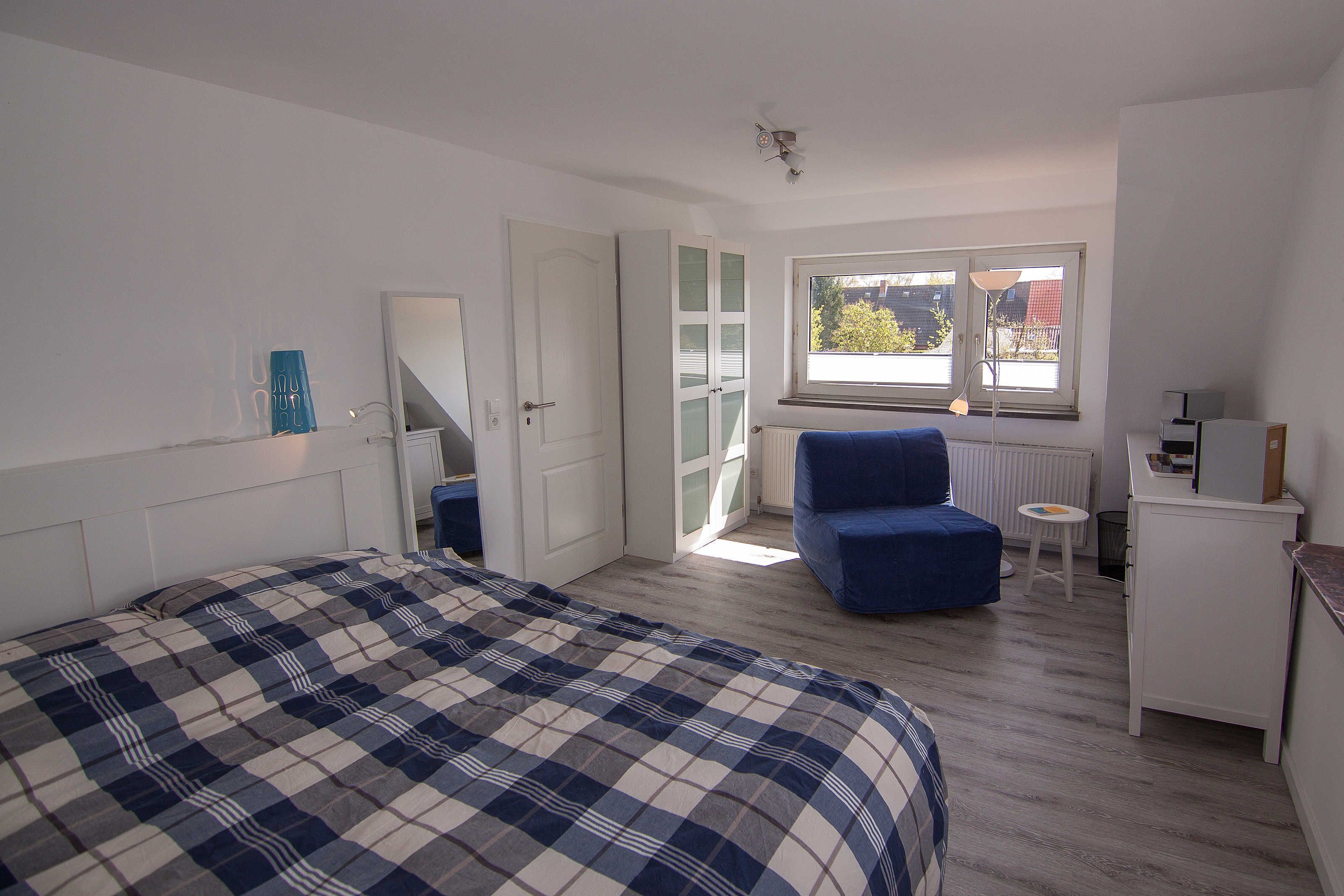 3 Schlafzimmer, Schreibtisch, Reisekinderbett, WLAN