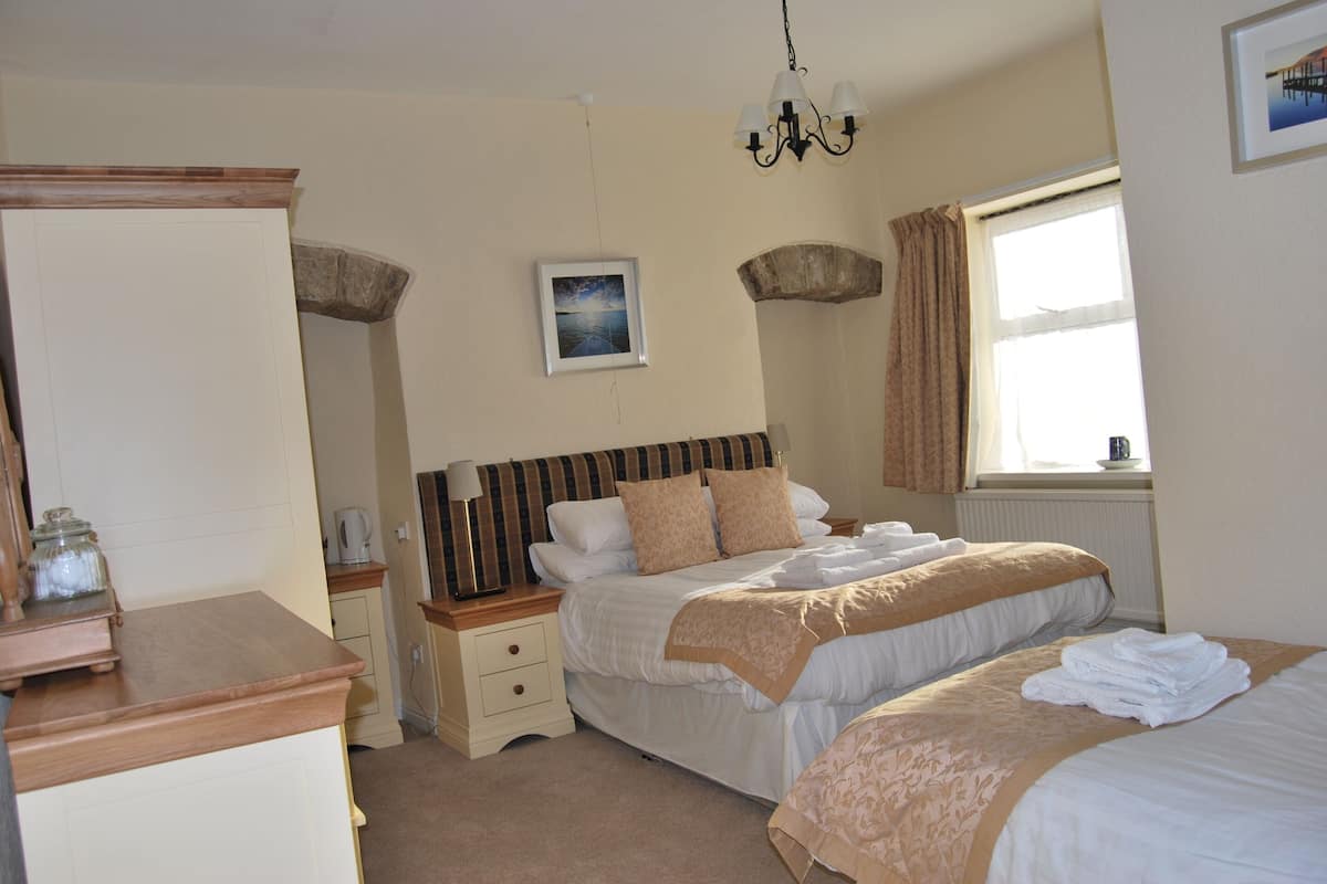 Triple Room, Ensuite