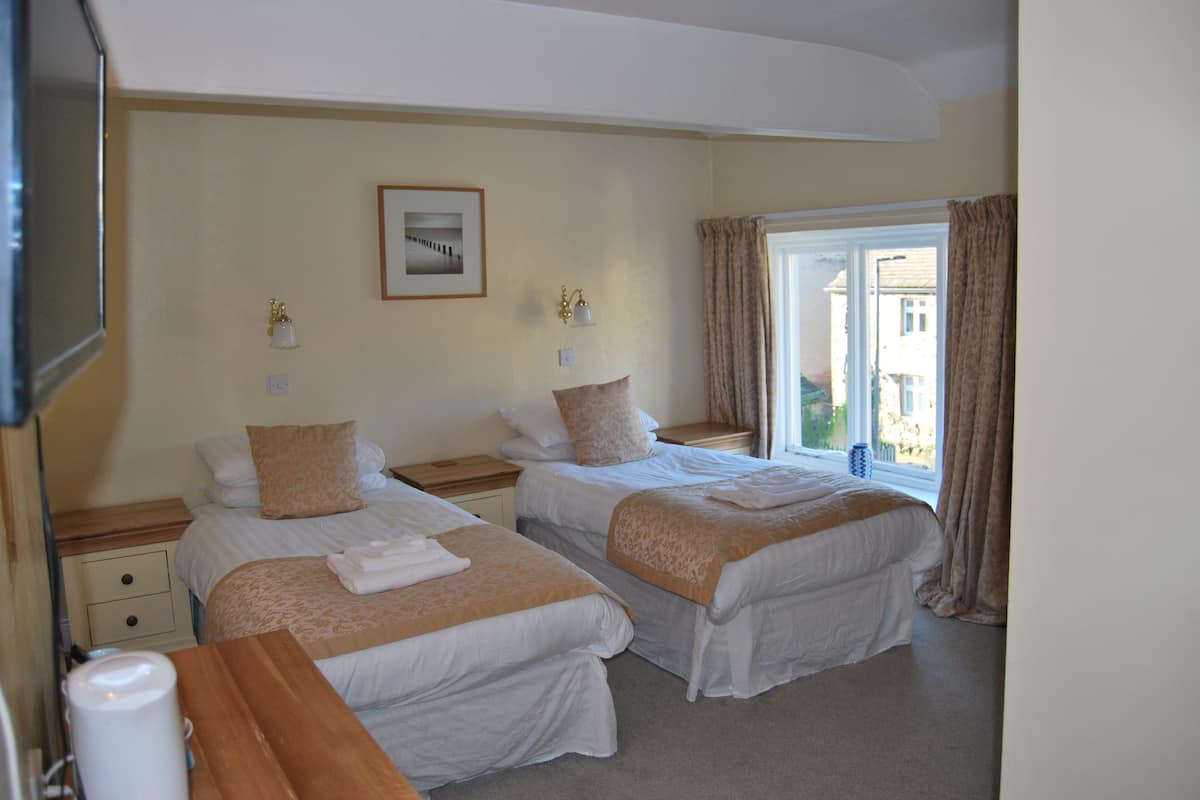 Twin Room, Ensuite