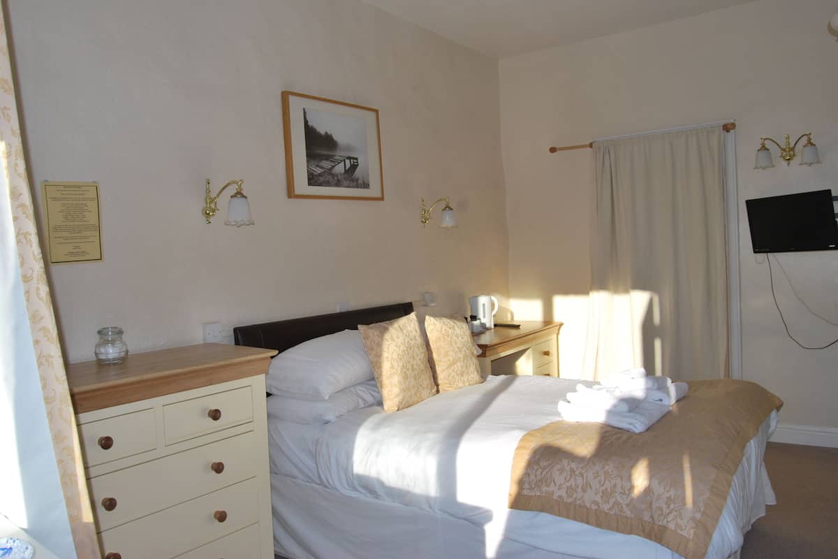 Classic Double Room, Ensuite