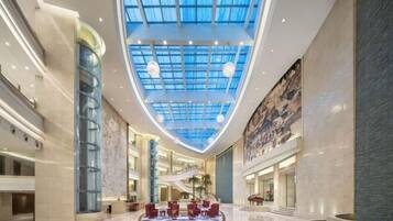 Bar (trong khuôn viên)