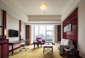 Minibar, in-room safe, desk, blackout drapes - Xiaogan Yuji Grand Hotel (Xiaogan)