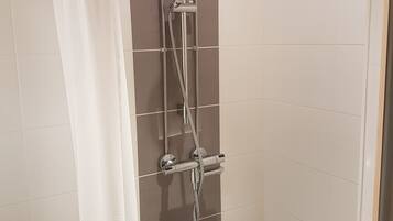 Family Apartment, 1 Bedroom, Accessible, Sauna | Bathroom | Shower, free toiletries, hair dryer, bidet