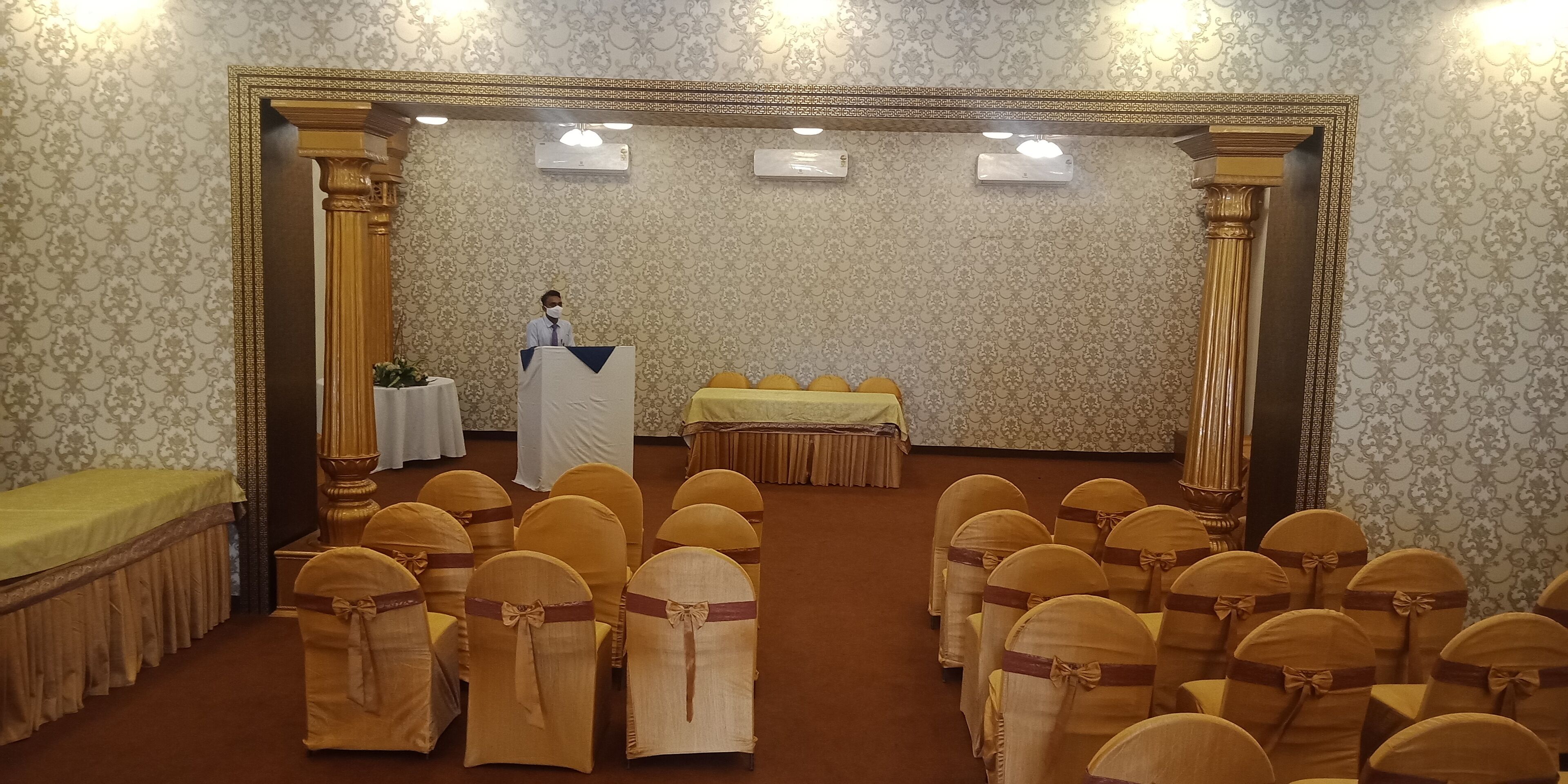 Meeting facility
