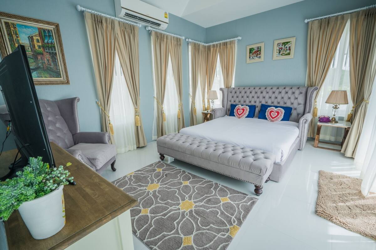 3 Schlafzimmer, Schreibtisch, Verdunkelungsvorhänge