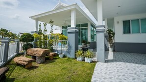 Unclassified image, 5 of 146, button - Baan Hua Hin Suk Jung (Hua Hin)