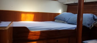 Valletta Grand Harbor Sailing Boat