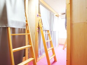 Shared Dormitory, Women only (  P  ) | Free WiFi, bed sheets - Hostel J Culture168 (Toyonaka)